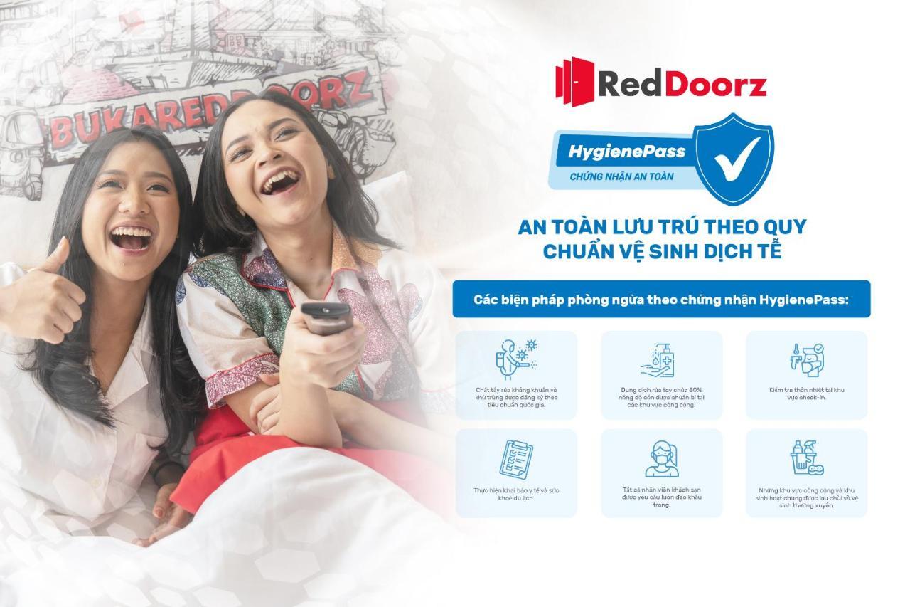 RedDoorz near Tan Huong Market 2 Ho Chi Minh-stad Buitenkant foto
